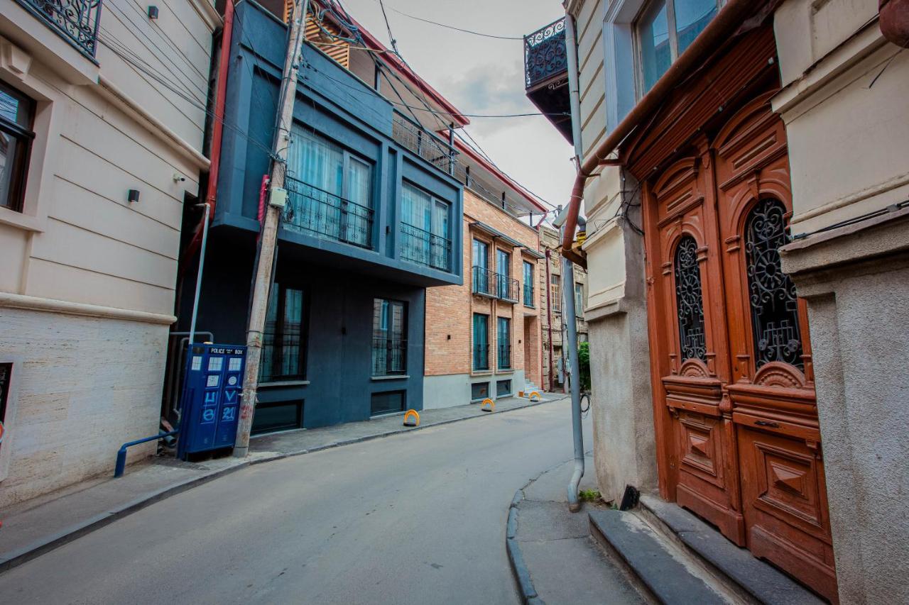 Central Gate Hotel In Heart Of Тбилиси Екстериор снимка